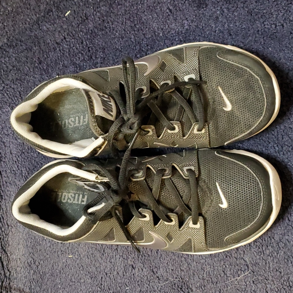 Women's Nike Tennis shoes